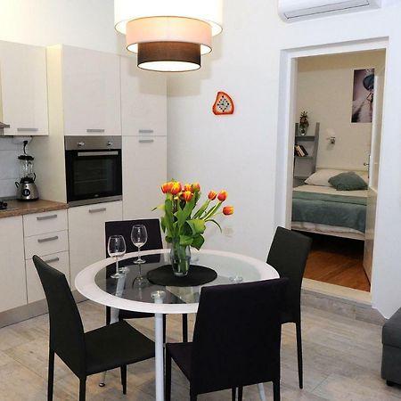 Apartman 3M With Free Parking Split Exterior photo