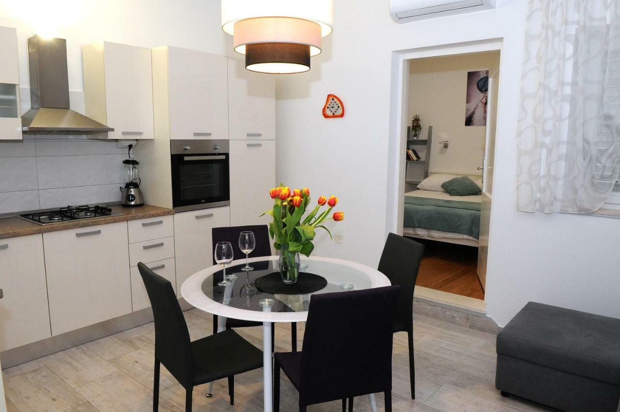 Apartman 3M With Free Parking Split Exterior photo
